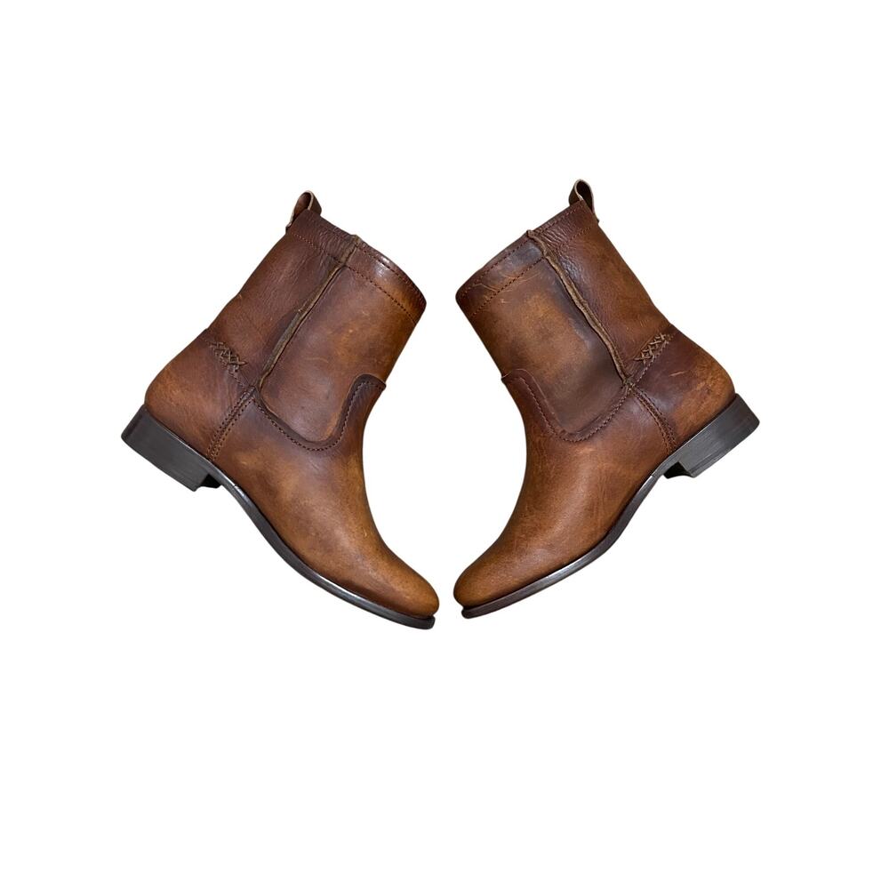 New Frye Womens Size 8.5 Cara Short Ankle Slouch Boots Cognac - Picture 2 of 12